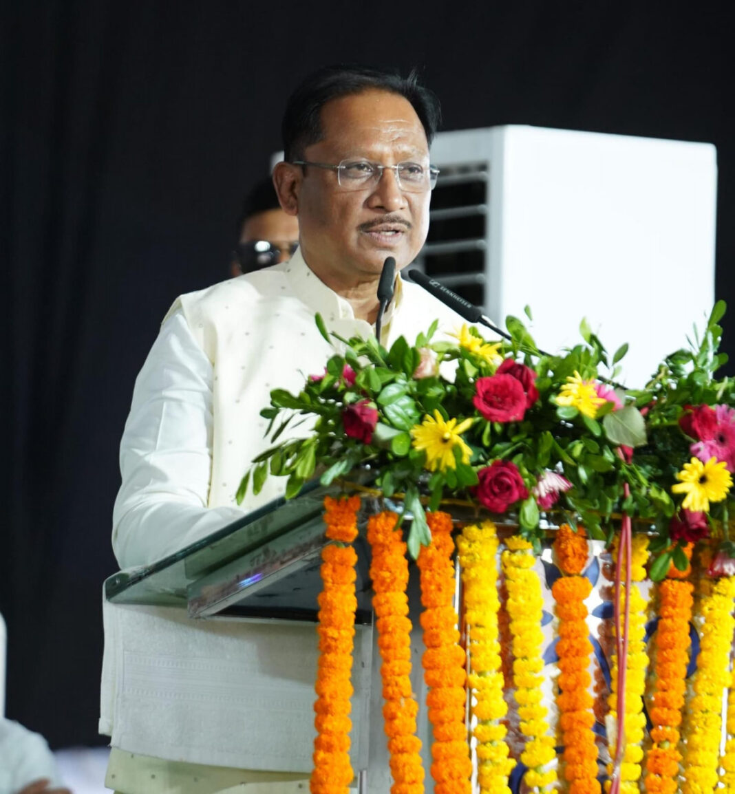रायपुर : मूलभूत सुविधाओं को बेहतर बनाने के लिए समर्पित भाव से कार्य करें जनप्रतिनिधि – मुख्यमंत्री विष्णु देव साय