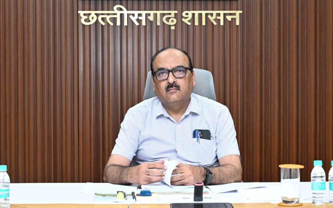 रायपुर : नदियों के पुनरूद्धार एवं पुनर्जीवित करने संबंधी राज्य स्तरीय समिति की बैठक सम्पन्न