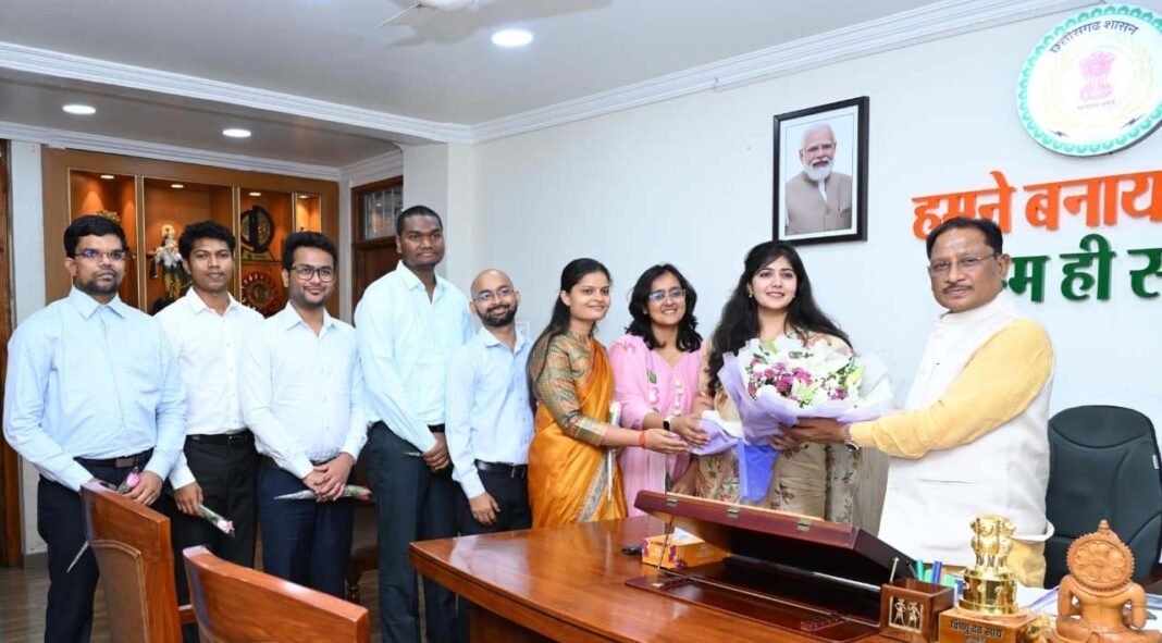 रायपुर : पूरी निष्ठा और सेवा भाव से करें जनसेवा, विकसित छत्तीसगढ़ के निर्माण में निभाएं महत्वपूर्ण भूमिका – मुख्यमंत्री विष्णु देव साय