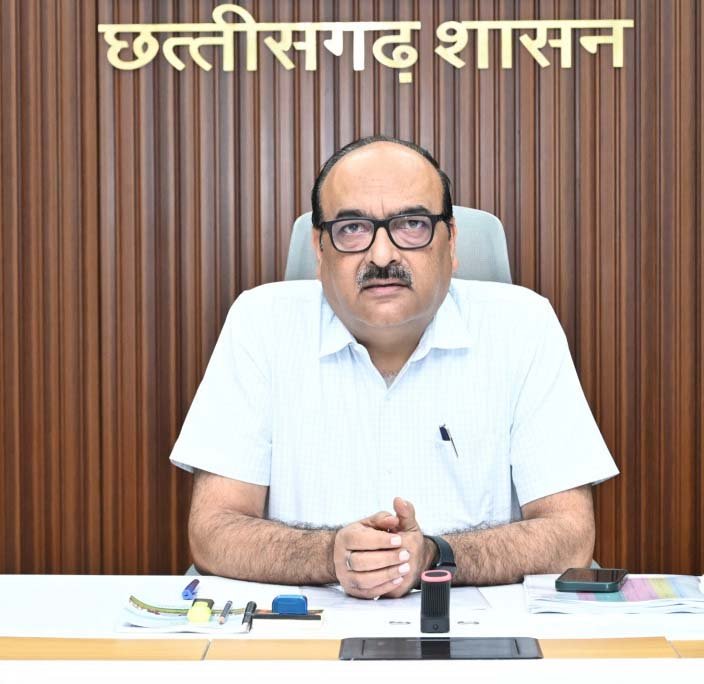 रायपुर : जल जीवन मिशन 2.0 छत्तीसगढ़ में ग्रामीण पेयजल योजनाओं के संचालन और रखरखाव नीति पर उच्च स्तरीय बैठक संपन्न