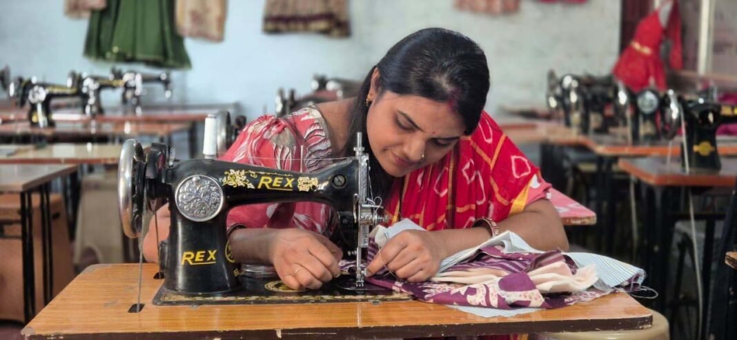 रायपुर : मुख्यमंत्री कौशल विकास योजना से बदली नीलिमा की जिंदगी
