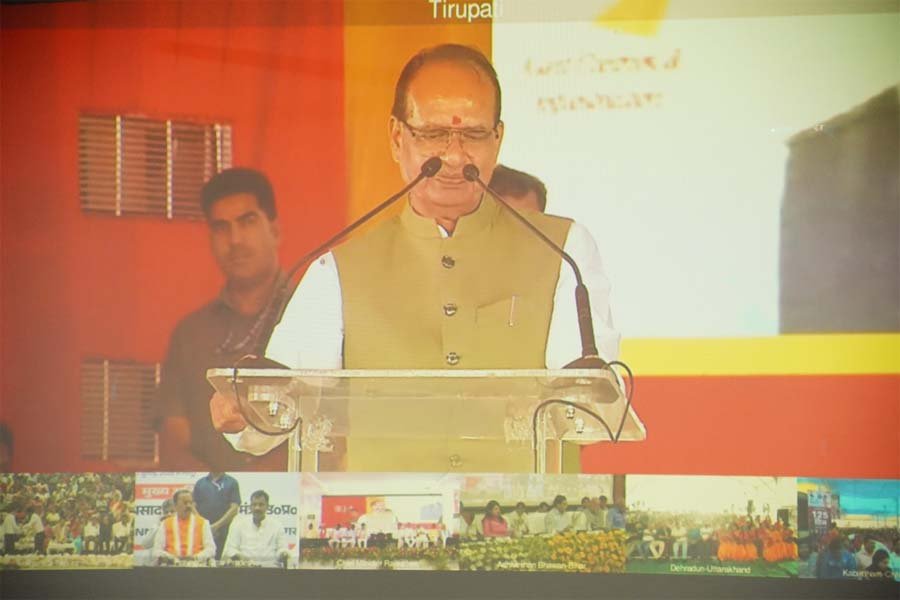 रायपुर : मुख्यमंत्री विष्णुदेव साय के नेतृत्व में ग्रामीण विकास को नई गति