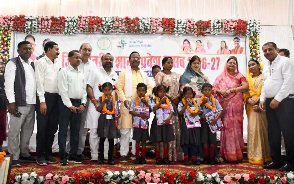 रायपुर : बच्चों की शिक्षा और भविष्य के निर्माण में अभिभावकों की महत्वपूर्ण योगदान – मंत्री नेताम