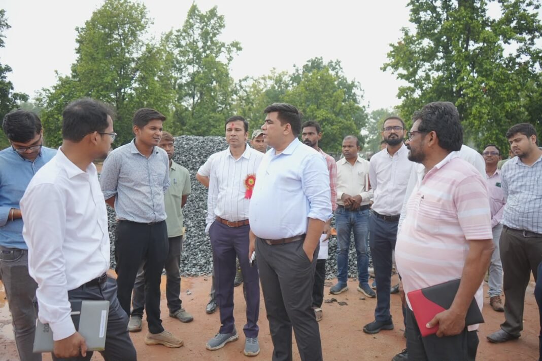 KORBA : कलेक्टर ने रामपुर में निर्माणाधीन नवीन महाविद्यालय का किया निरीक्षण