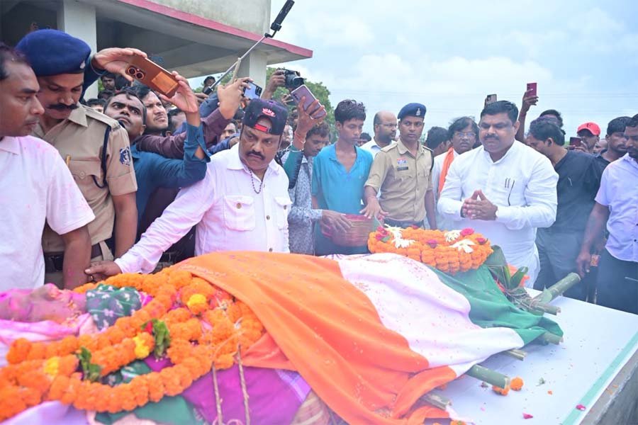 रायपुर : डॉ. तीजन बाई के सम्मान में गनियारी के शासकीय हाई-हायर सेकेंडरी स्कूल का होगा नामकरण – शिक्षा मंत्री गजेन्द्र यादव