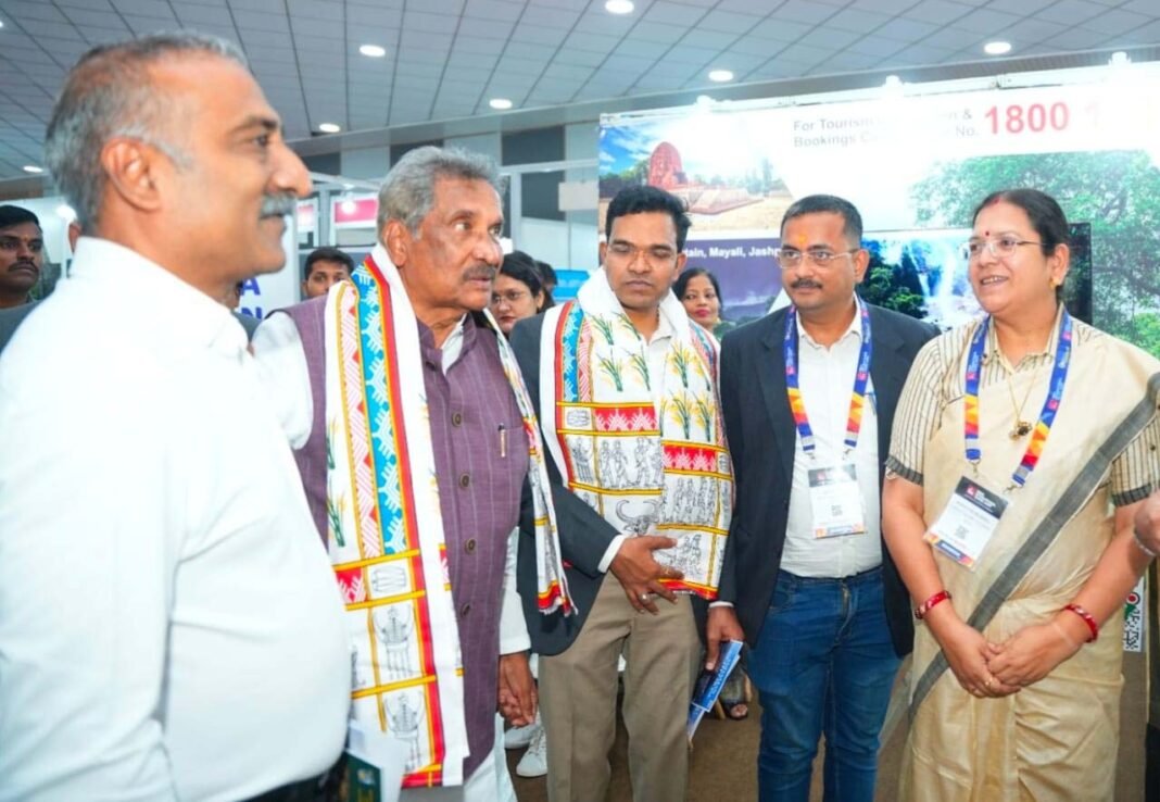 रायपुर : आईआईटीएम बेंगलुरु में छत्तीसगढ़ पर्यटन का दमदार प्रदर्शन, राष्ट्रीय पर्यटन मानचित्र पर सशक्त हुई प्रदेश की पहचान