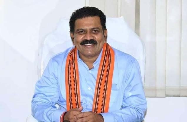 रायपुर : प्रधानमंत्री आवास योजना (ग्रामीण) के पात्र हितग्राहियों को लाभ दिलाने आवश्यक पहल का किया आग्रह