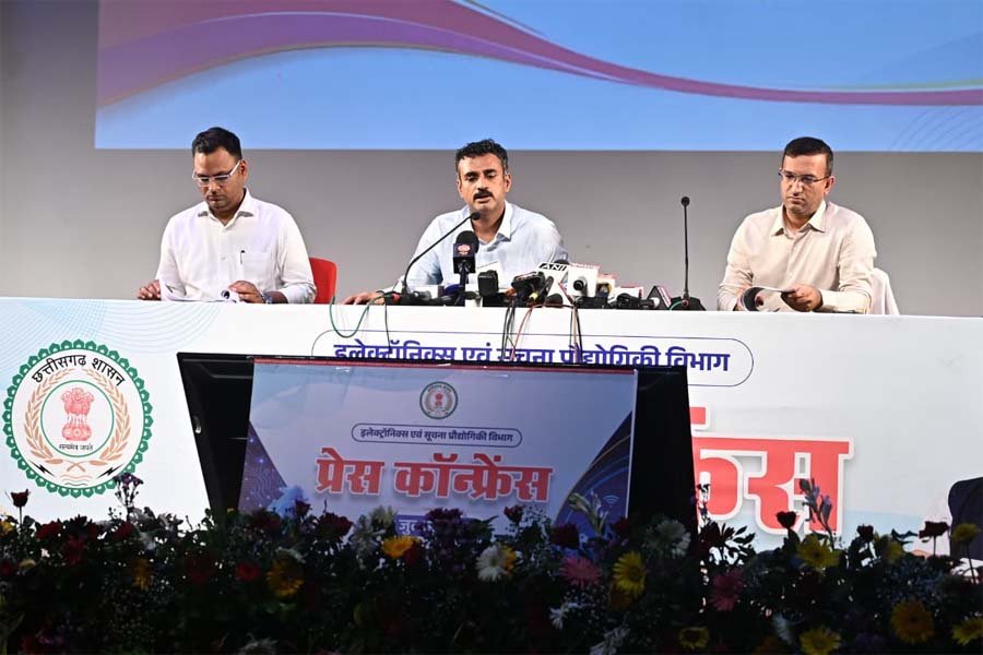रायपुर : इलेक्ट्रॉनिक्स एवं सूचना प्रौद्योगिकी विभाग डिजिटल नवाचारों के माध्यम से सुशासन सशक्त