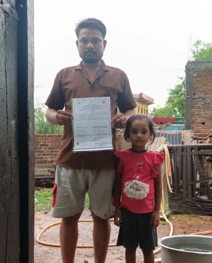 रायपुर : मुख्यमंत्री हेल्पलाइन 1076 से मिली राहत, तान्या बसोर का जन्म प्रमाण पत्र हुआ तैयार