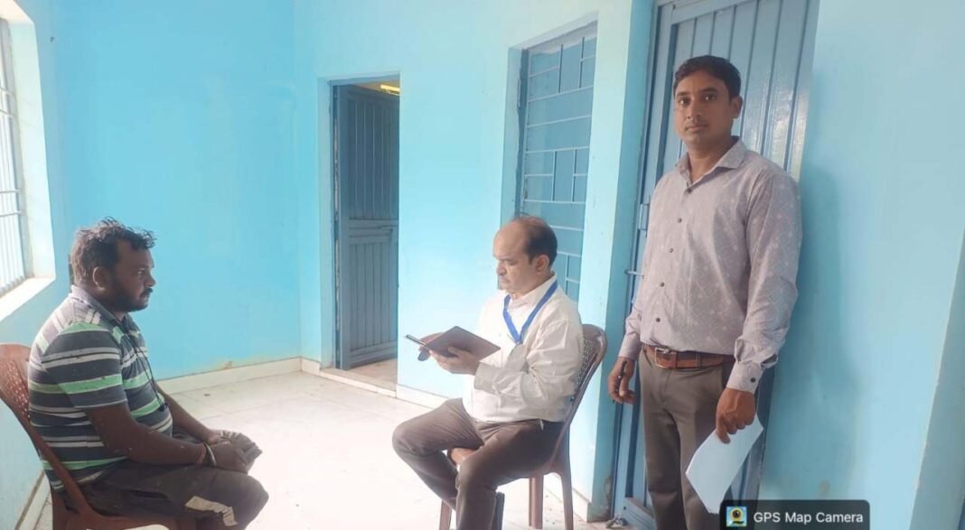 रायपुर : मृदा स्वास्थ्य कार्ड योजना का कृषि आर्थिक अनुसंधान केन्द्र की टीम ने किया मूल्यांकन