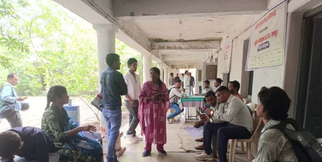 रायपुर : 13 युवाओं को मिला ऑफर लेटर