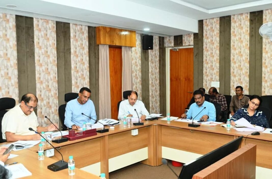 रायपुर : लोक निर्माण विभाग के सचिव ने जेलों में निर्माणाधीन कार्यों की प्रगति की समीक्षा की