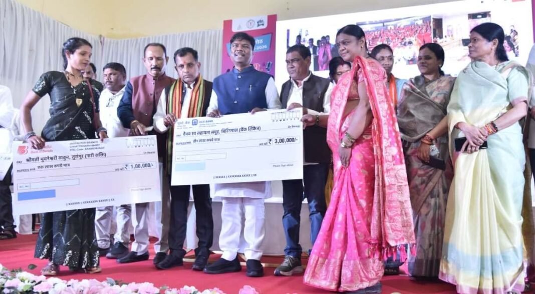 रायपुर : बस्तर की मातृशक्ति आज समाज में बदलाव की सशक्त वाहक – वन मंत्री केदार कश्यप