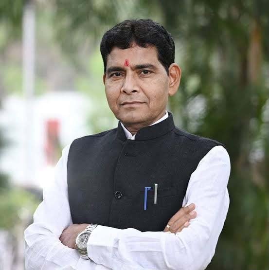 ​रायपुर : धमतरी में कल मनेगा जिलास्तरीय ‘शाला प्रवेशोत्सव’ : मंत्री टंक राम वर्मा करेंगे शुभारंभ