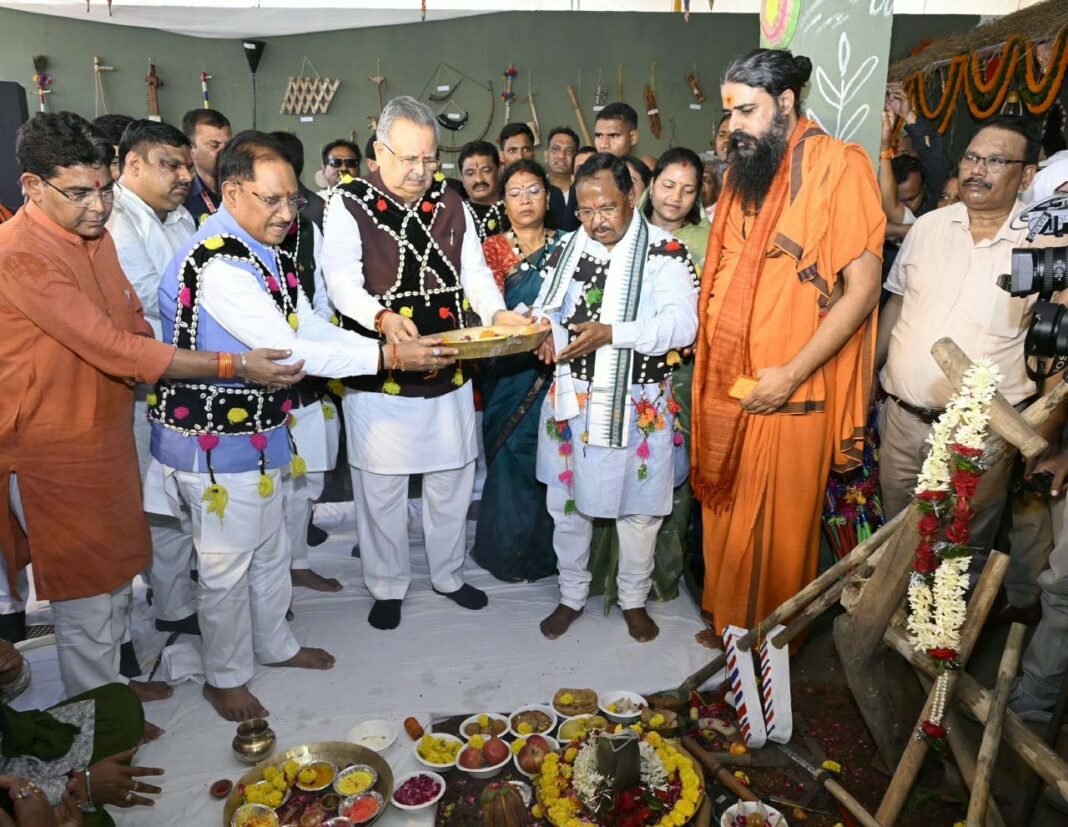रायपुर : हरेली तिहार पर मुख्यमंत्री निवास में साकार हुई छत्तीसगढ़ की लोक संस्कृति, कृषि परंपरा और ग्रामीण जीवन की जीवंत झांकी