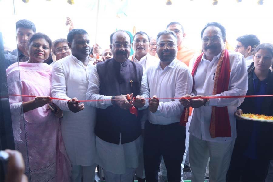 रायपुर : उप मुख्यमंत्री अरुण साव ने बहुउद्देशीय मिनी स्टेडियम और इनडोर हॉल का किया लोकार्पण