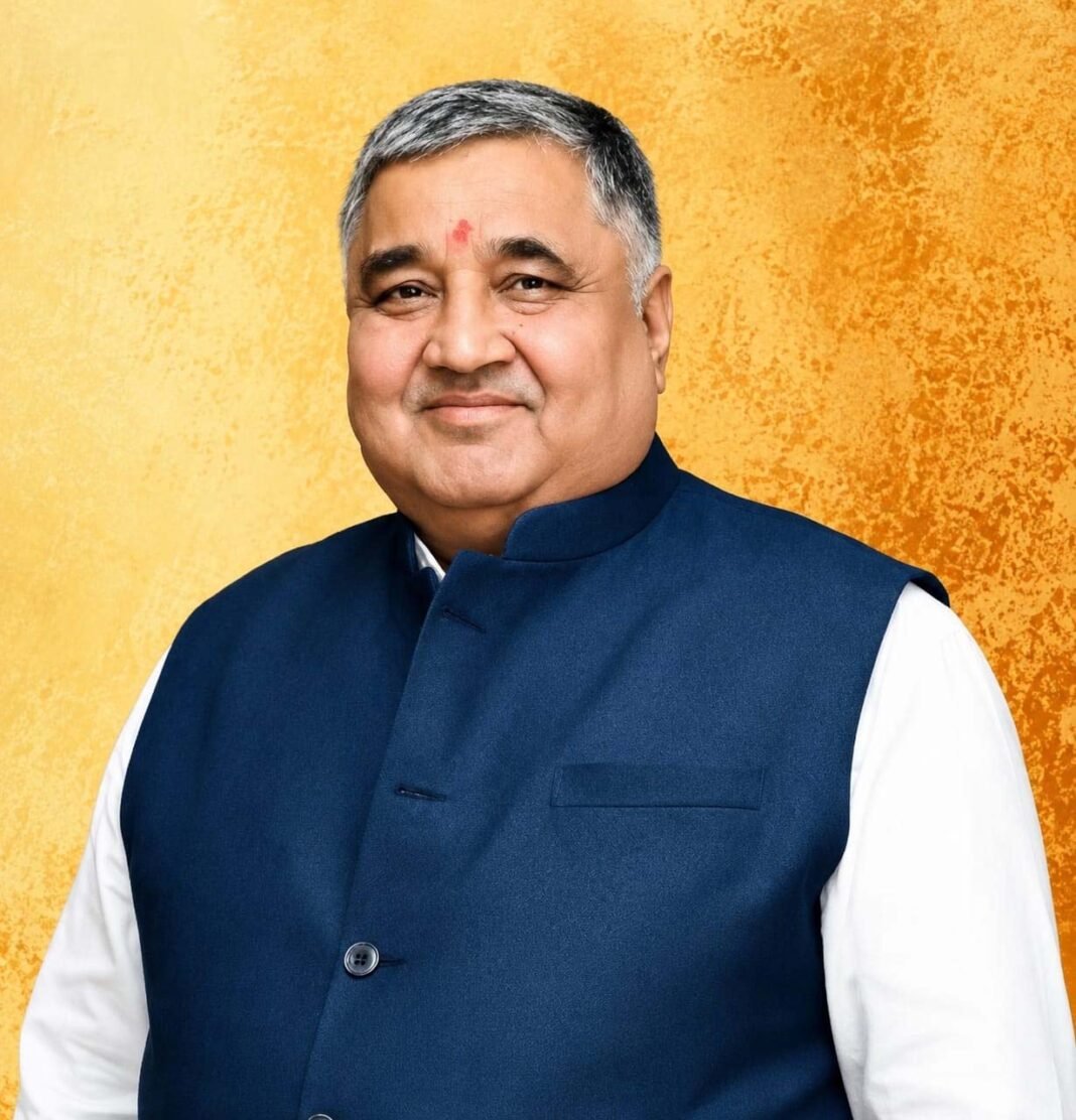 रायपुर : भारत रत्न श्रद्धेय अटल बिहारी वाजपेयी की पुण्यतिथि पर पर्यटन एवं संस्कृति मंत्री राजेश अग्रवाल ने दी श्रद्धांजलि