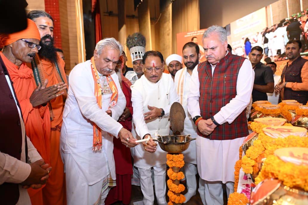 रायपुर : संत रविदास ने समरसता, समानता और भक्ति का जो मार्ग दिखाया, वही विकसित और सशक्त भारत की आधारशिला – मुख्यमंत्री विष्णुदेव साय