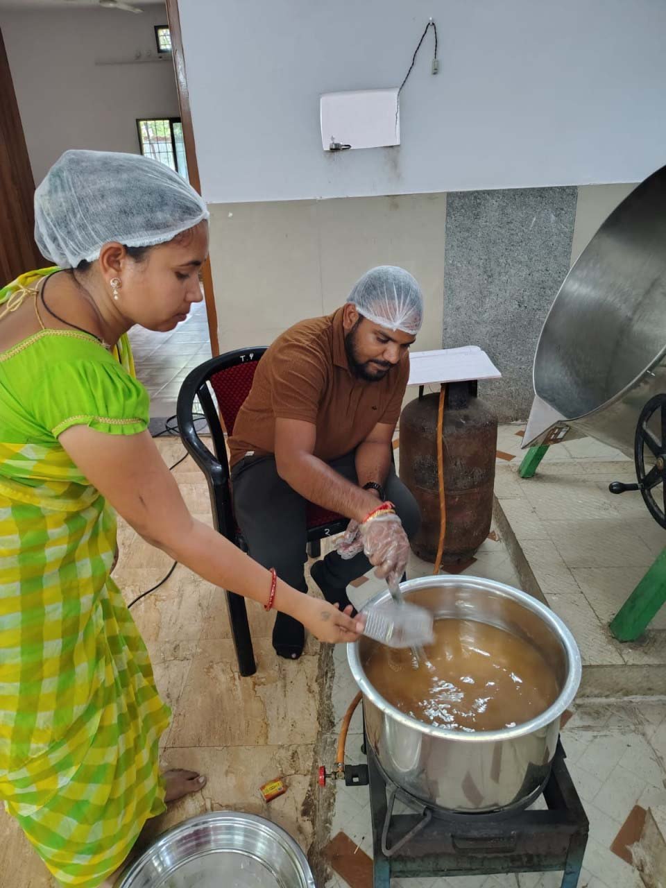 रायपुर : महुआ ने बदली महिलाओं की जिंदगी