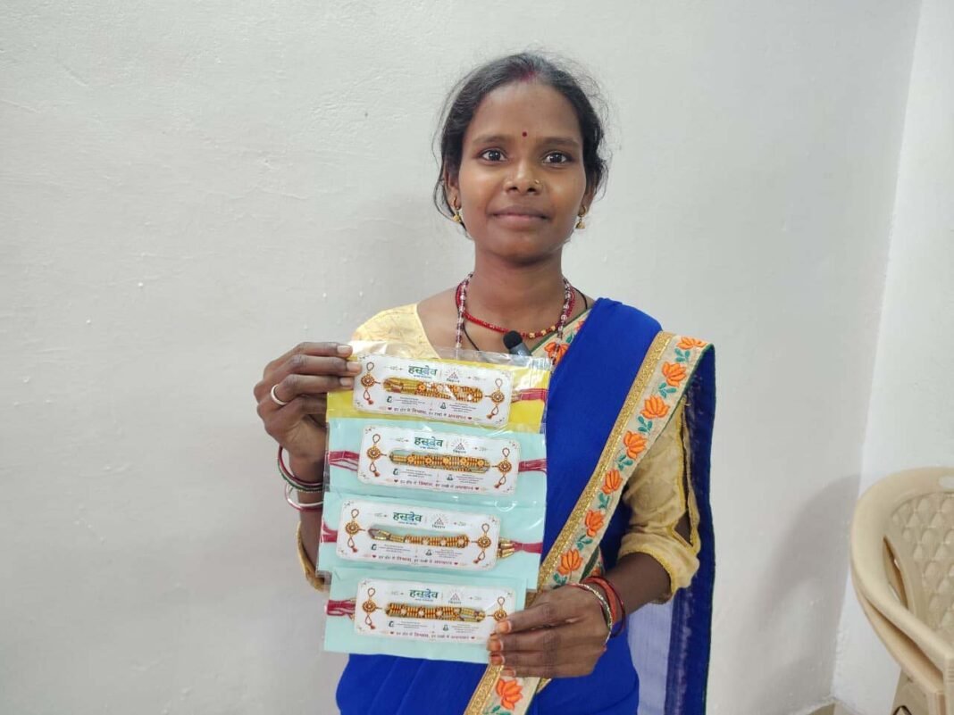 रायपुर : चेहरों में खुशी, होठों में मुस्कान-बहनों की तरक्की विष्णु भैया का अरमान