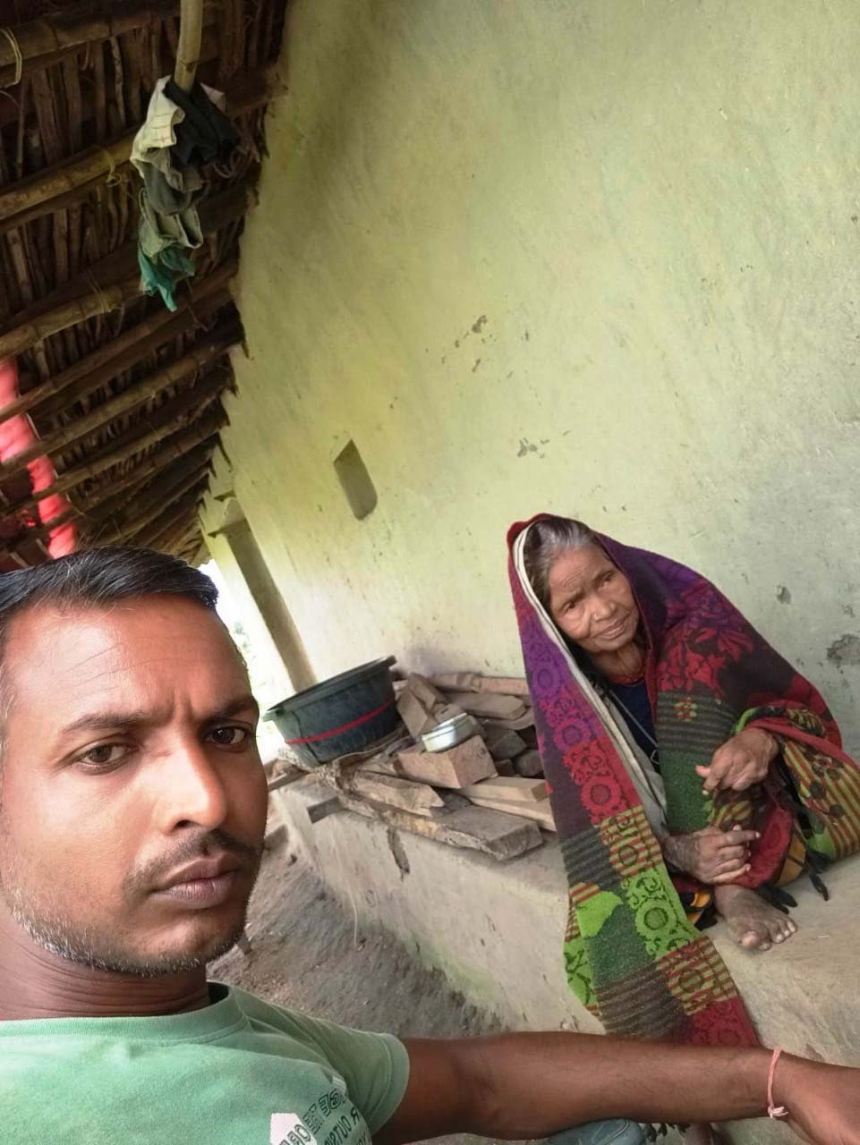 रायपुर : धान बेचने की चिंता थी, समाधान घर की चौखट पर मिला