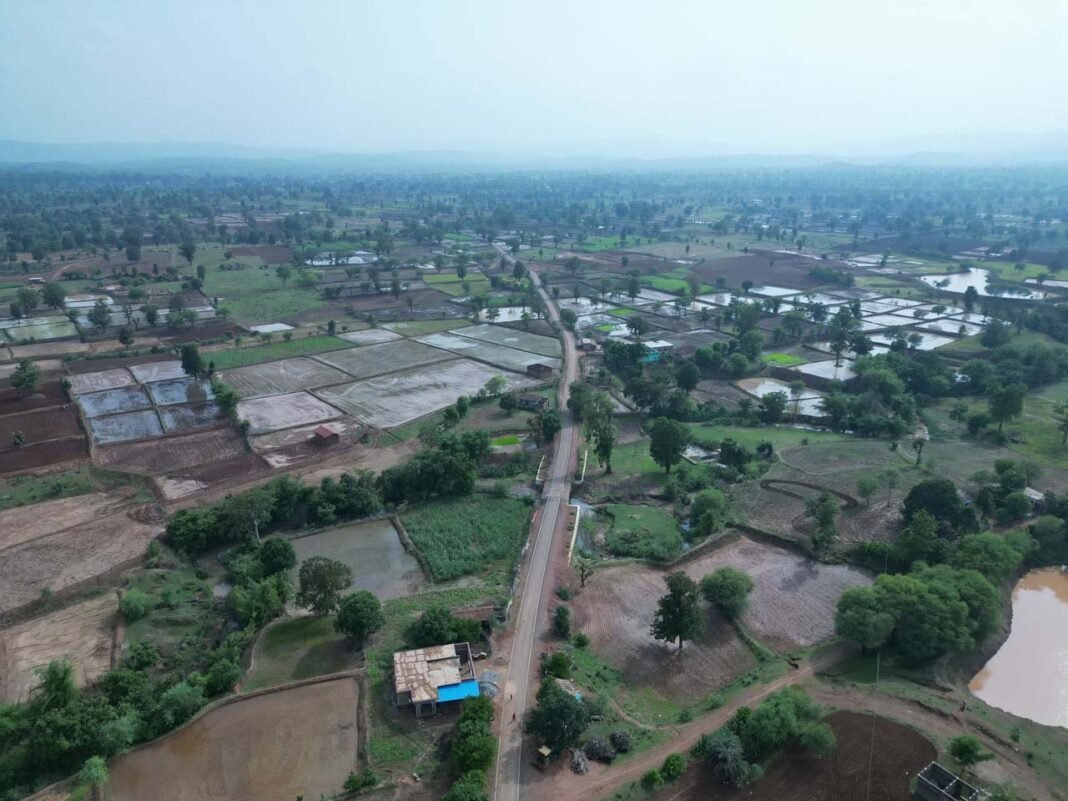रायपुर : प्रधानमंत्री जनमन योजना से वनांचल क्षेत्र में आवागमन हुआ सुगम