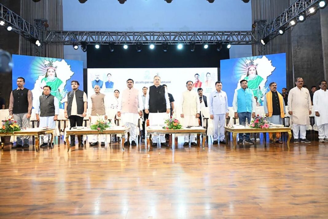 रायपुर : कोसा की चमक अब वैश्विक बाजार तक : मुख्यमंत्री ने लॉन्च किया छत्तीसगढ़ का प्रीमियम हैंडलूम ब्रांड ‘कोशल फैब’
