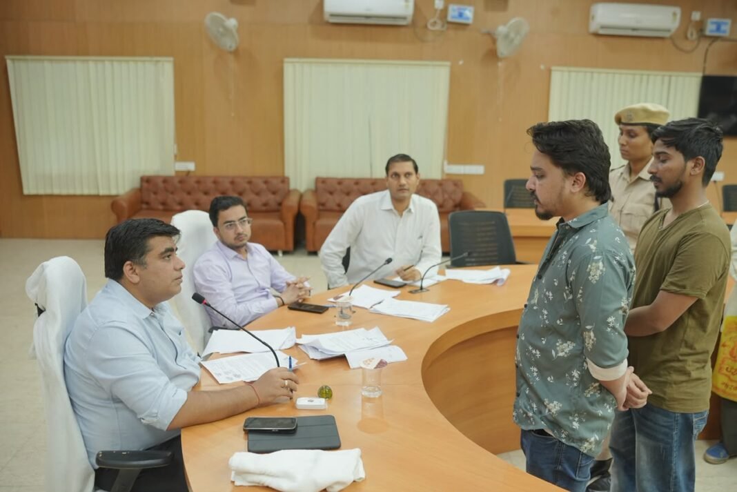 KORBA : कलेक्टर जनदर्शन में सुनी गई  आमजनों की समस्याएं, कुल 80 आवेदन हुए प्राप्त