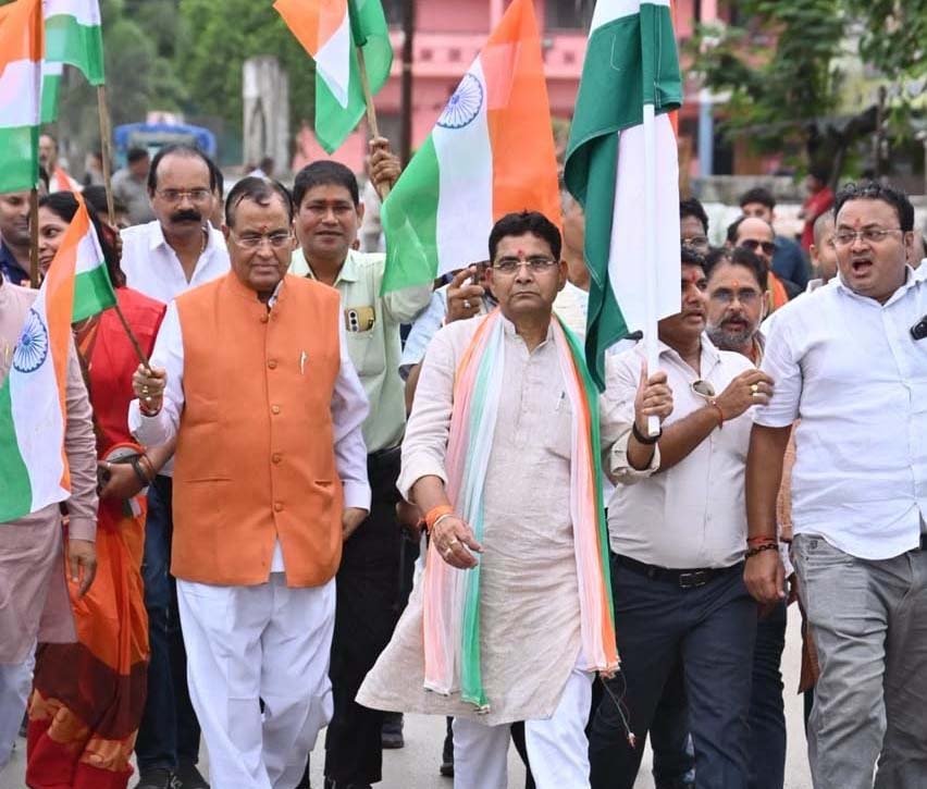 रायपुर : तिरंगा सिर्फ एक कपड़ा नहीं, हमारी संप्रभुता का प्रतीक, शहीदों के बलिदान को रखें अमर-राजस्व मंत्री टंक राम वर्मा