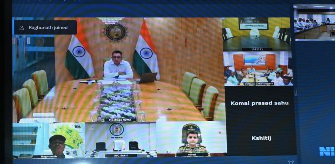 रायपुर : बाढ़ नियंत्रण की तैयारियों को लेकर राष्ट्रीय आपदा प्रबंधन प्राधिकरण द्वारा बाढ़ नियंत्रण को लेकर कान्फ्रेंस