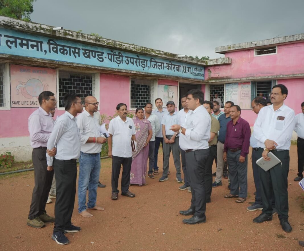 KORBA : दूरस्थ क्षेत्रों में निर्माणाधीन कार्यों का कलेक्टर ने किया निरीक्षण, अधूरे कार्यो को गुणवत्ता के साथ समय-सीमा में पूर्ण करने के निर्देश