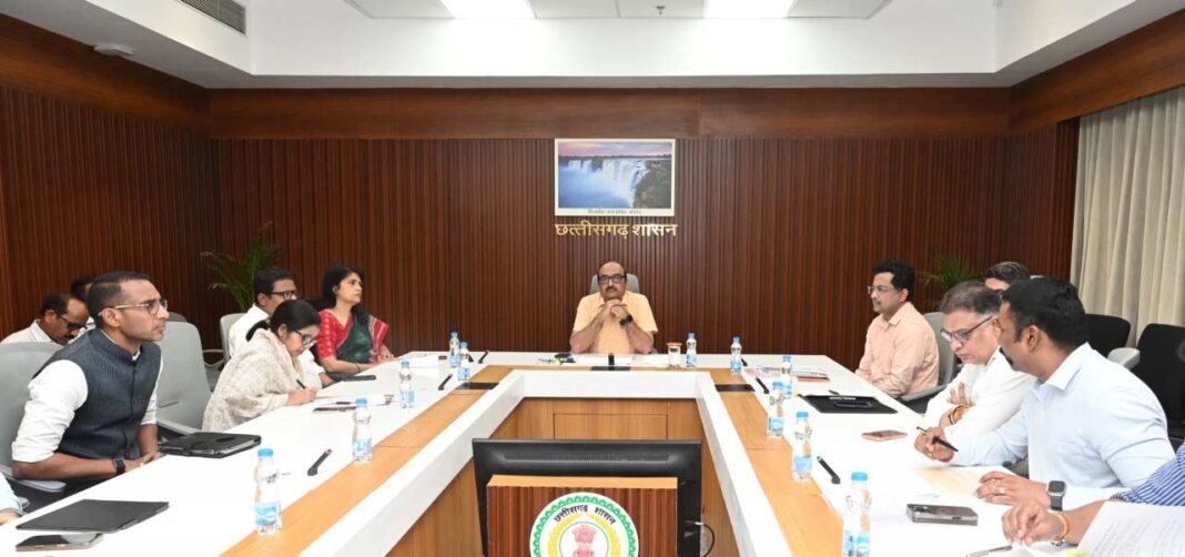 रायपुर : छत्तीसगढ़ राज्योत्सव 2026 की तैयारियों की समीक्षा