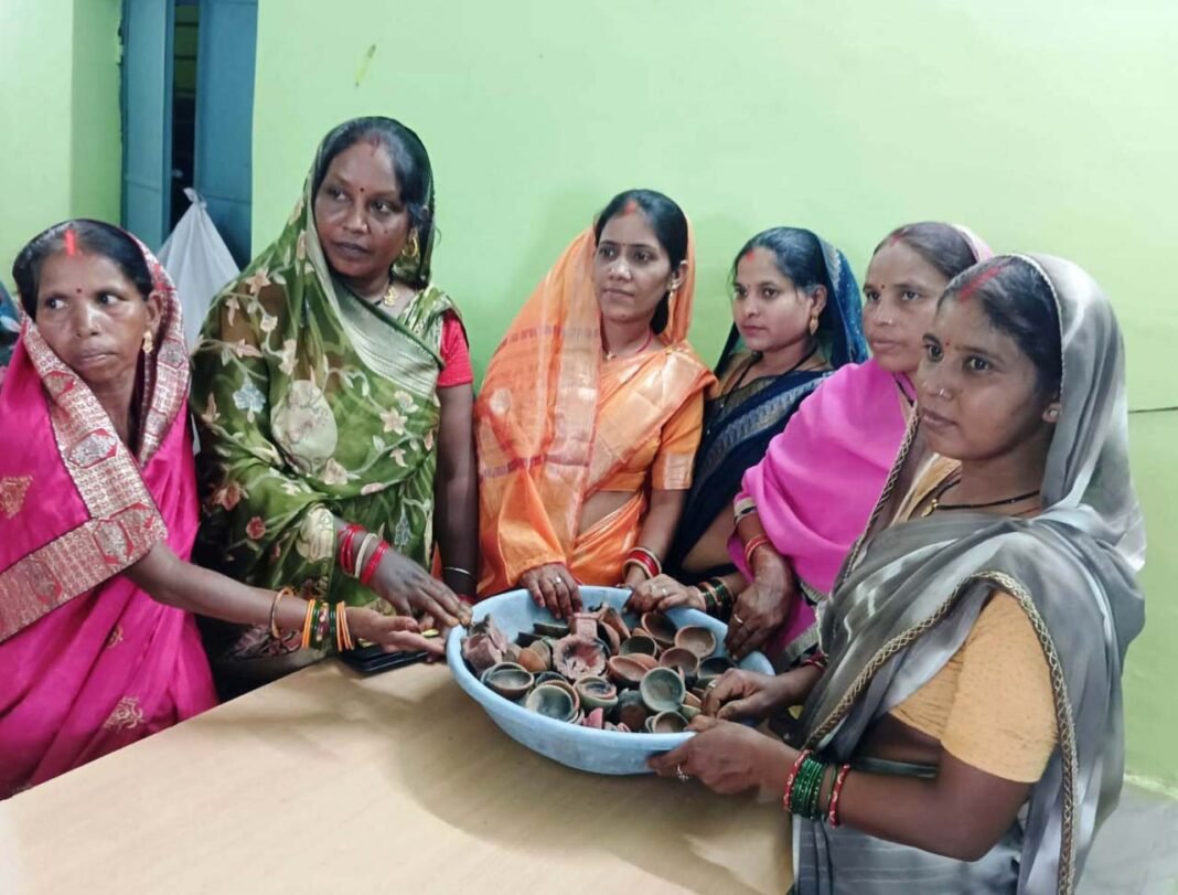 रायपुर : गांव-गांव पहुंच रहा ‘आशीर्वाद का दीया’, सेवा संकल्प अभियान से जुड़ रहा जन-जन