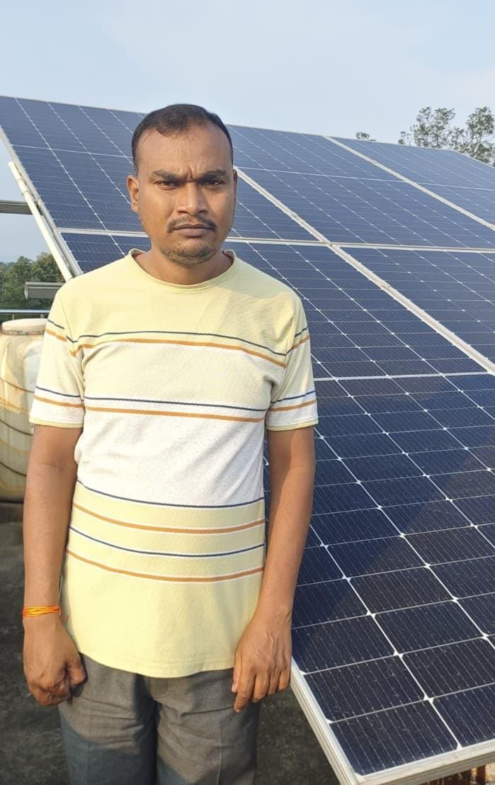 KORBA : सेवा की कहानी : पीएम सूर्य घर मुफ्त बिजली योजना से रोशन हुआ विजय कुमार भारिया का घर