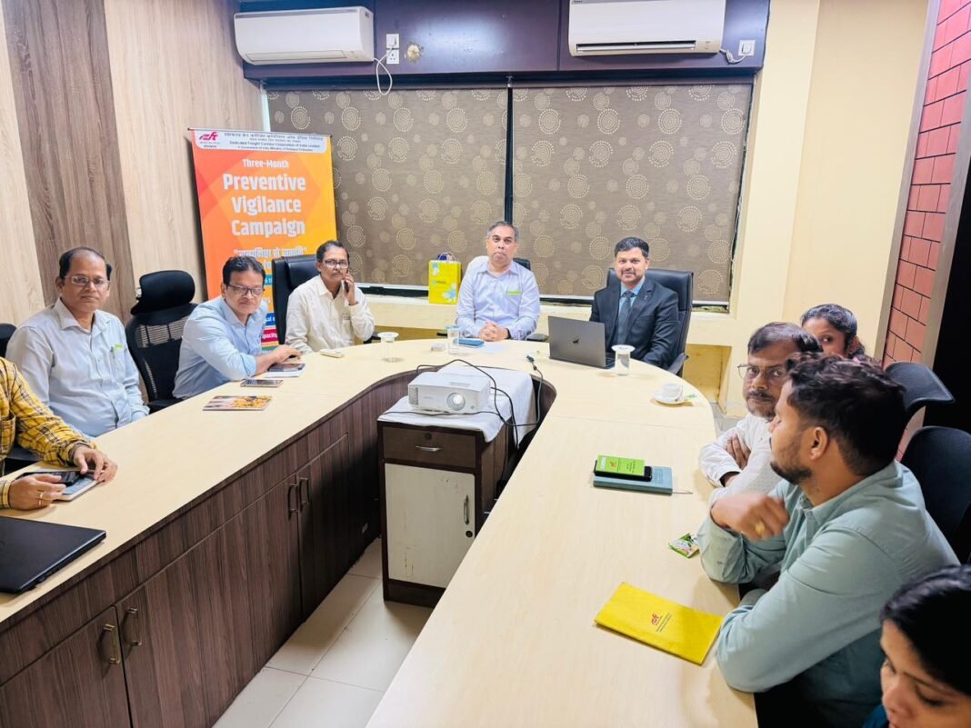 बिलासपुर : सीवीओ, एसईसीएल हिमांशु जैन ने डीएफसीसीआईएल, कोलकाता में लोक खरीद एवं सतर्कता पर दिया विशेष व्याख्यान