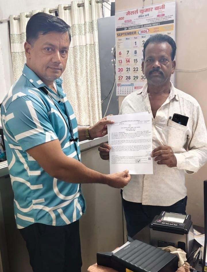 रायपुर : डिजिटल क्रांति से आसान हुई राह : सेवा सेतु पोर्टल ने संवारा बेटी का भविष्य, डमरूधर को घर बैठे मिला जाति प्रमाण पत्र