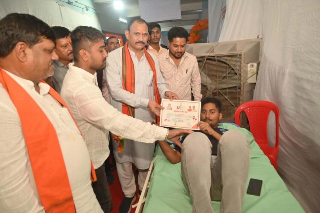 रायपुर : एक छत के नीचे जुटे विशेषज्ञ डॉक्टर, 10 हजार लोगों के स्वास्थ्य परीक्षण का लक्ष्य