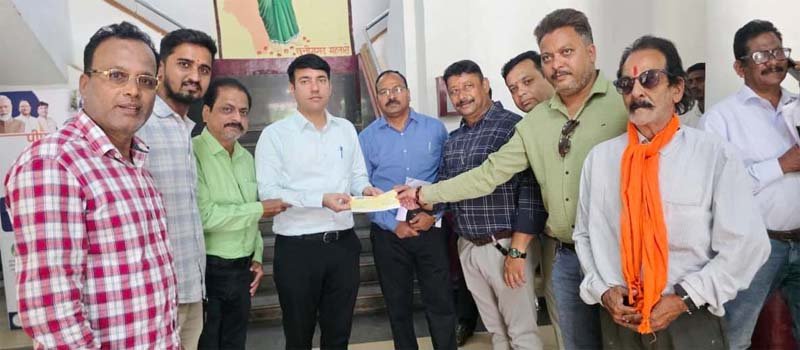 रायपुर : बाढ़ प्रभावितों की राहत और पुनर्वास के लिए प्रशासन के साथ समाज और स्कूली बच्चे भी आए आगे