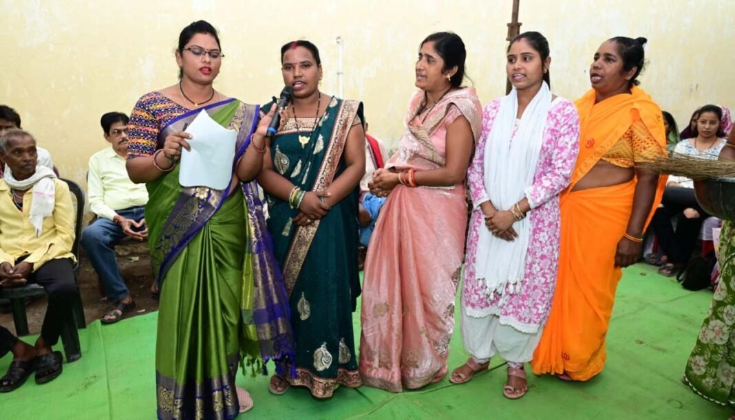 रायपुर : ‘सेवा मेरा योगदान’ : बिहान की दीदियों का कचरे से कंचन बनाने का मंत्र