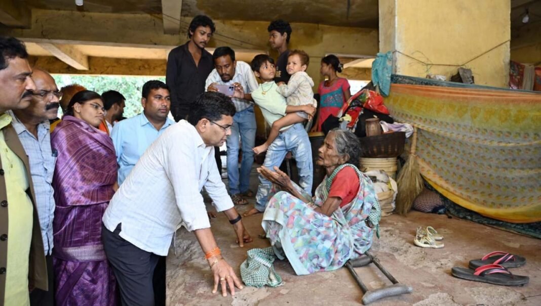 रायपुर : सरकार बाढ़ प्रभावित परिवार को करेगी हरसंभव मदद – राजस्व मंत्री टंक राम वर्मा