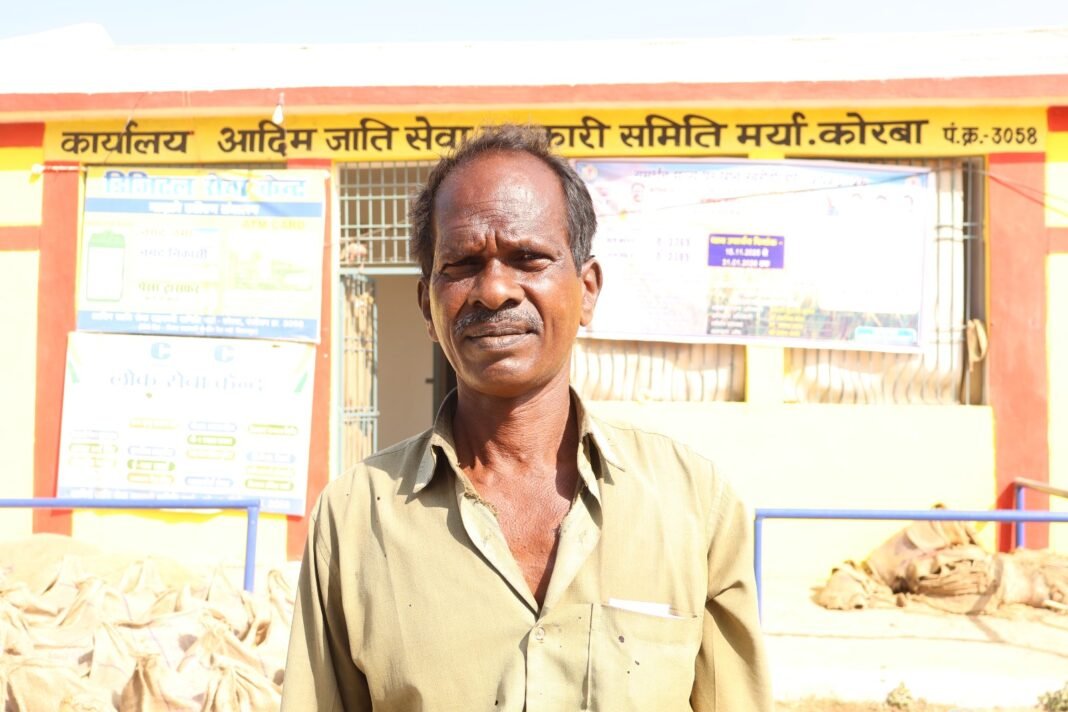 KORBA : सेवा संकल्प अभियान : कृषक उन्नति योजना से बदली ग्राम कछार के किसान आनंद सिंह कंवर की तकदीर