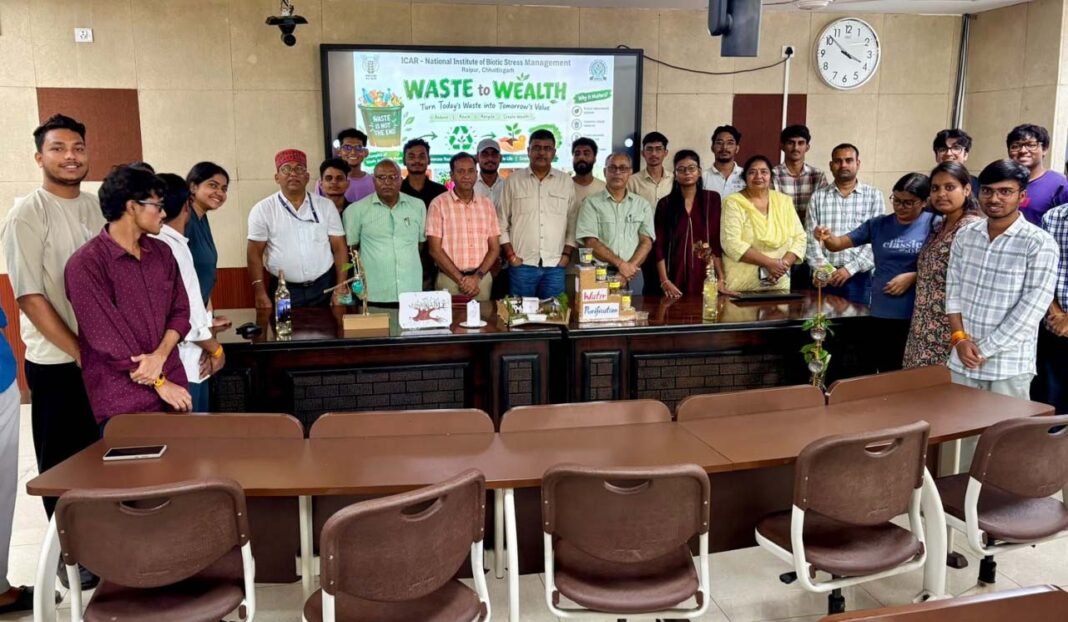 रायपुर : कचरे को बनाया उपयोगी संसाधन : एनआईबीएसएम विद्यार्थियों ने प्रस्तुत किए ‘वेस्ट टू वेल्थ’ मॉडल