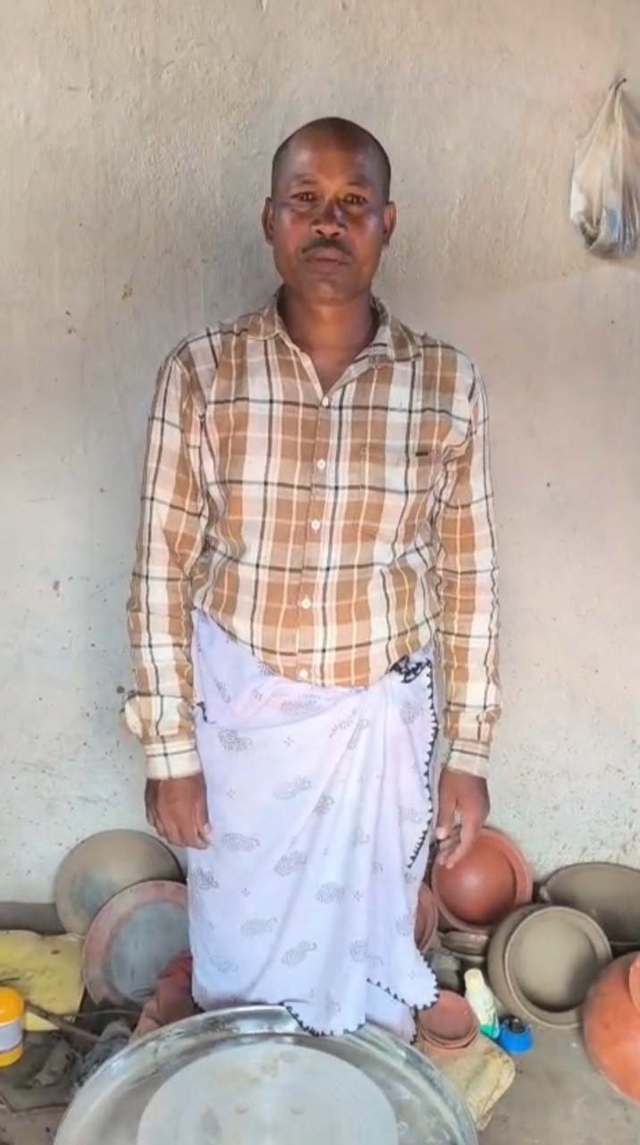 रायपुर : सेवा की कहानी : इलेक्ट्रॉनिक चाक से गिरीश पाल के पुश्तैनी हुनर को मिली नई गति