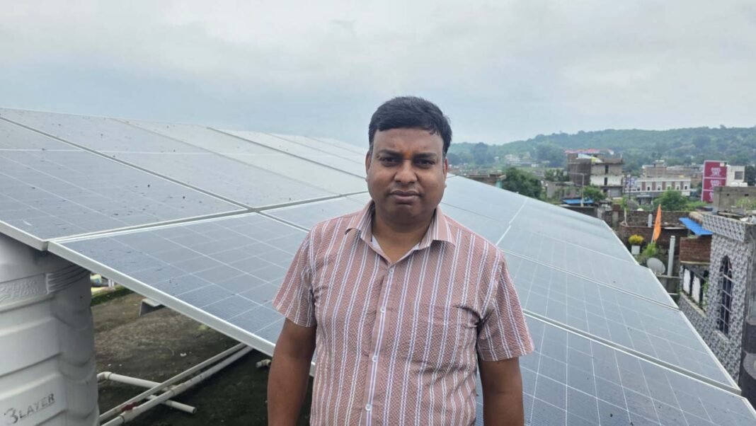 रायपुर : सेवा संकल्प अभियान : सेवा की कहानी : पीएम सूर्य घर योजना से मनोरंजन सिंह का घर बना ऊर्जा आत्मनिर्भर, बिजली खर्च में मिली बड़ी राहत