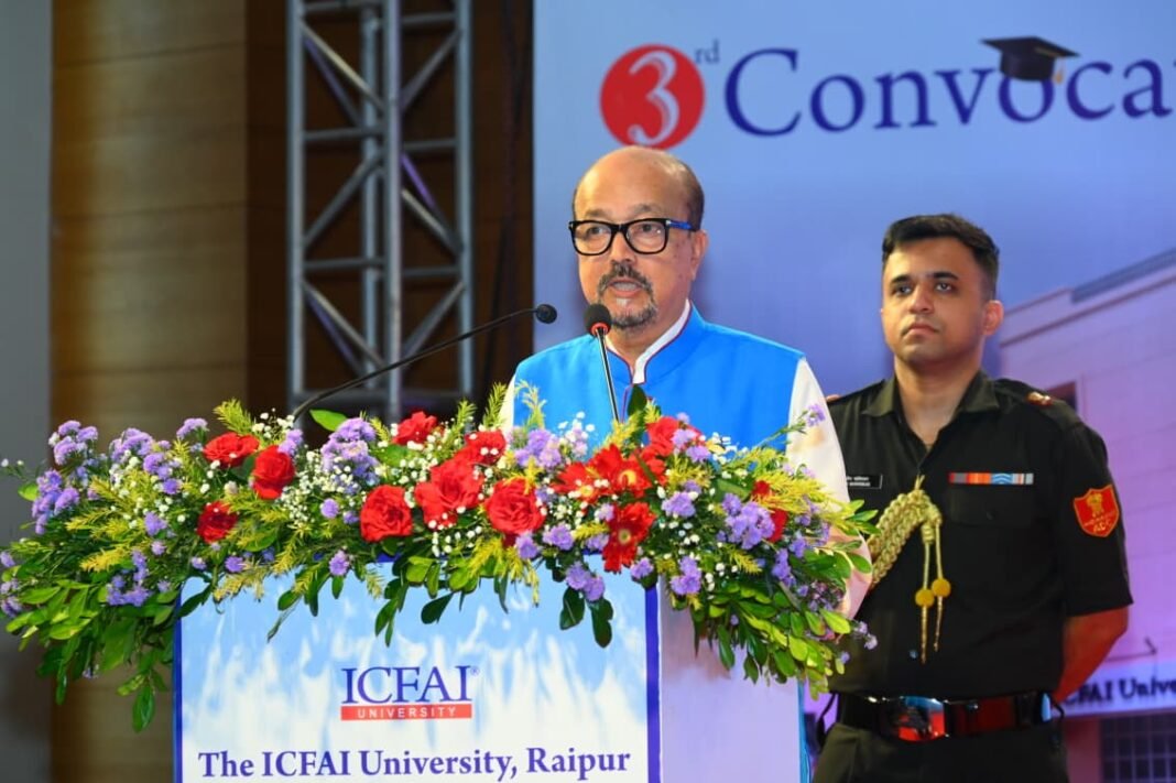 रायपुर : डिजिटल एडिक्शन आज किसी भी अन्य एडिक्शन से अधिक खतरनाक – राज्यपाल रमेन डेका