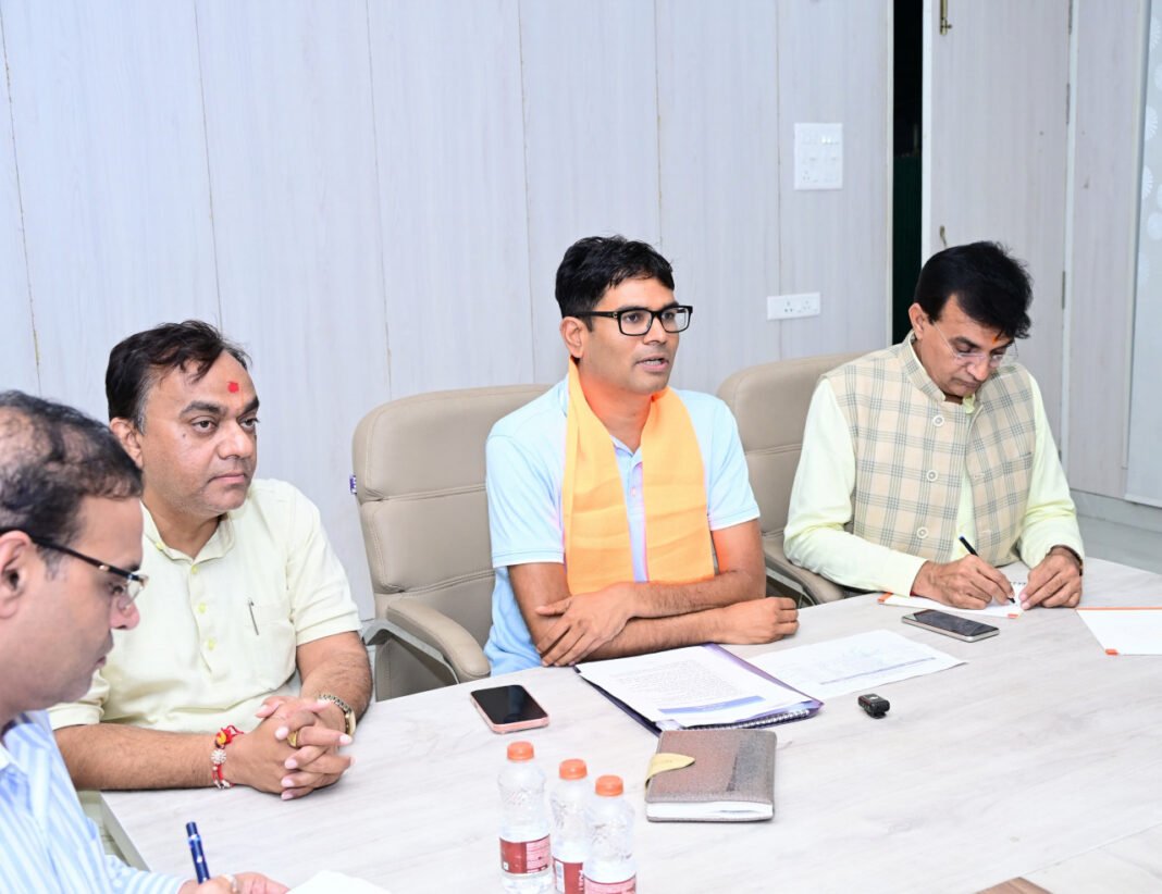 रायपुर : सेवा और समर्पण के 25 वर्षों की प्रेरक यात्रा को जन-जन तक पहुंचाएगा ‘सेवा संकल्प अभियान’