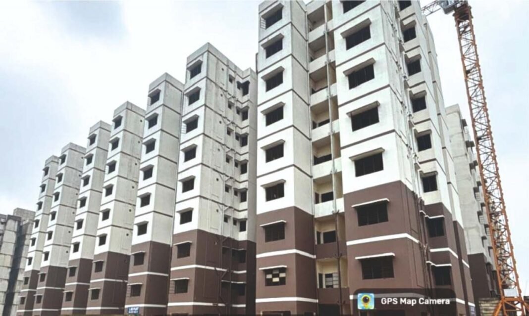 रायपुर : शासन के बल्क परचेस निर्णय से छत्तीसगढ़ में आवासीय योजनाओं को मिली नई गति, संस्थाओं ने खरीदे 226 आवास