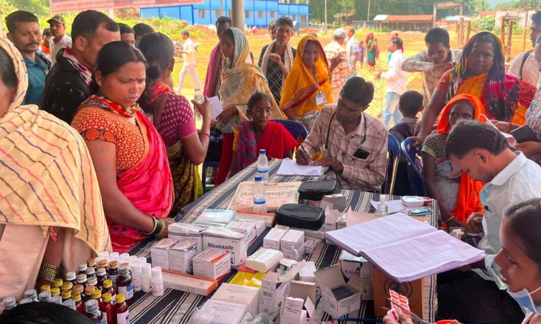 रायपुर : नारायणपुर में ‘सेवा संकल्प‘ की अनूठी मिसाल : छोटेडोंगर और कोहकामेटा के सेवा सेतु शिविरों में 331 ग्रामीण हुए लाभान्वित