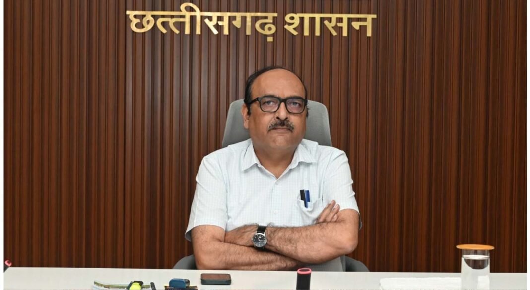रायपुर : राष्ट्रपति के प्रस्तावित छत्तीसगढ़ प्रवास की तैयारियों को लेकर मुख्य सचिव की अध्यक्षता में उच्च स्तरीय समीक्षा बैठक आयोजित