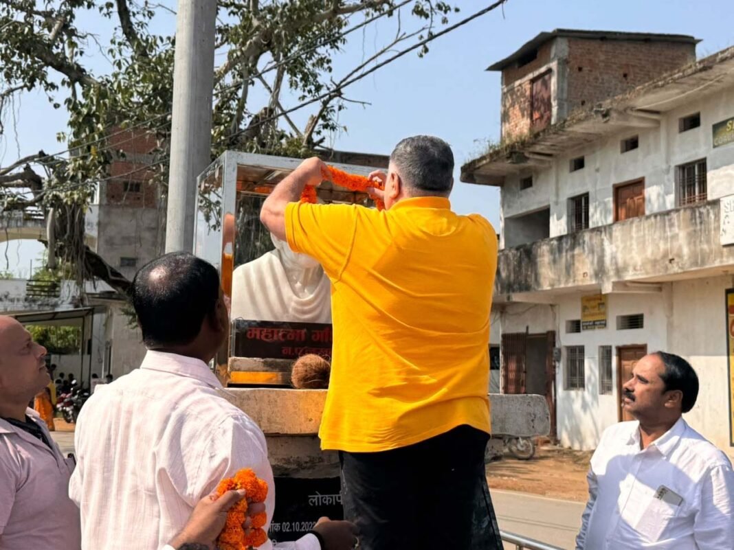रायपुर : पर्यटन एवं संस्कृति मंत्री राजेश अग्रवाल ने श्रमदान कर दिया स्वच्छता और सेवा का संदेश